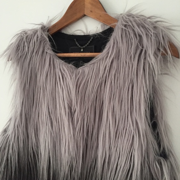 BCBGMAXAZRIA Bonni Ombre Faux Fur Vest - Picture 16 of 16